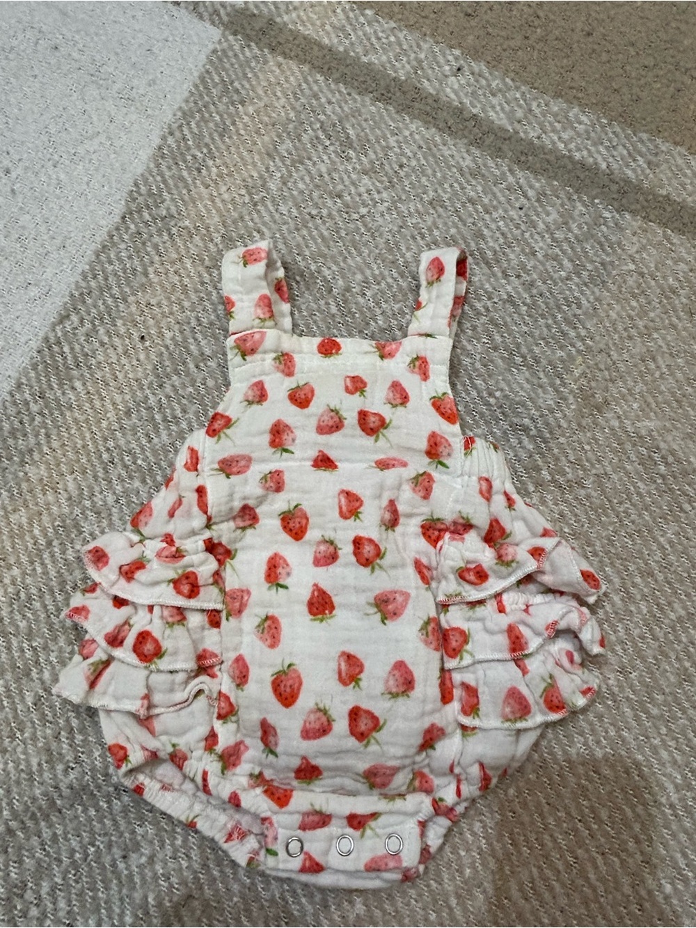 Stitchy Fish Strawberry Print Baby Ruffle Romper EUC